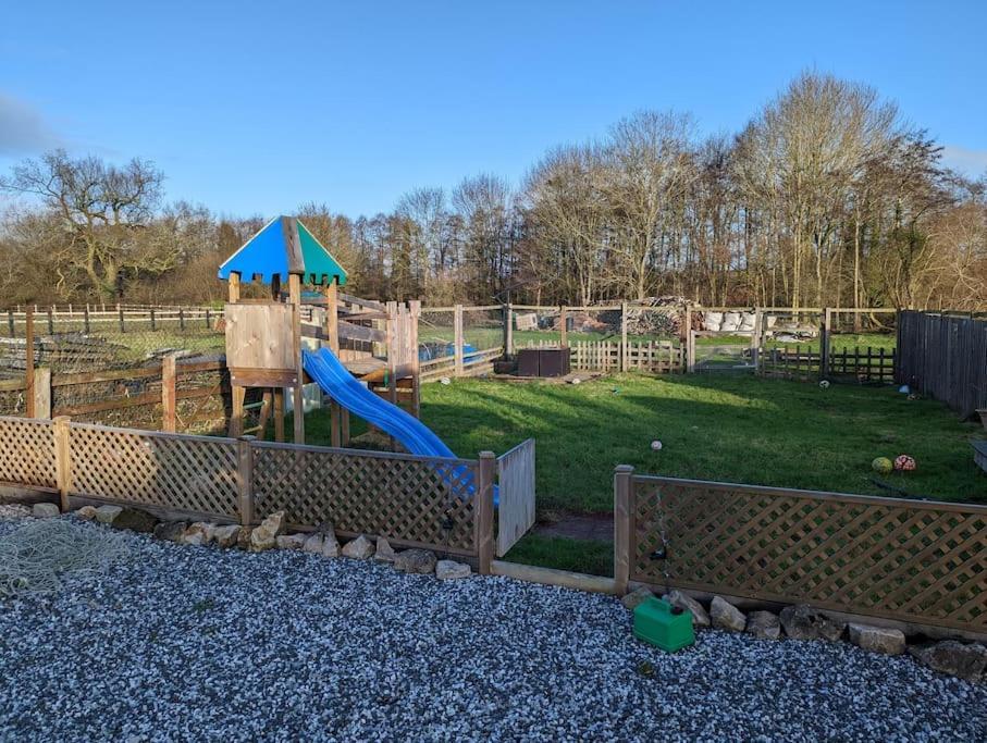 Beautiful Rural With Secure Garden